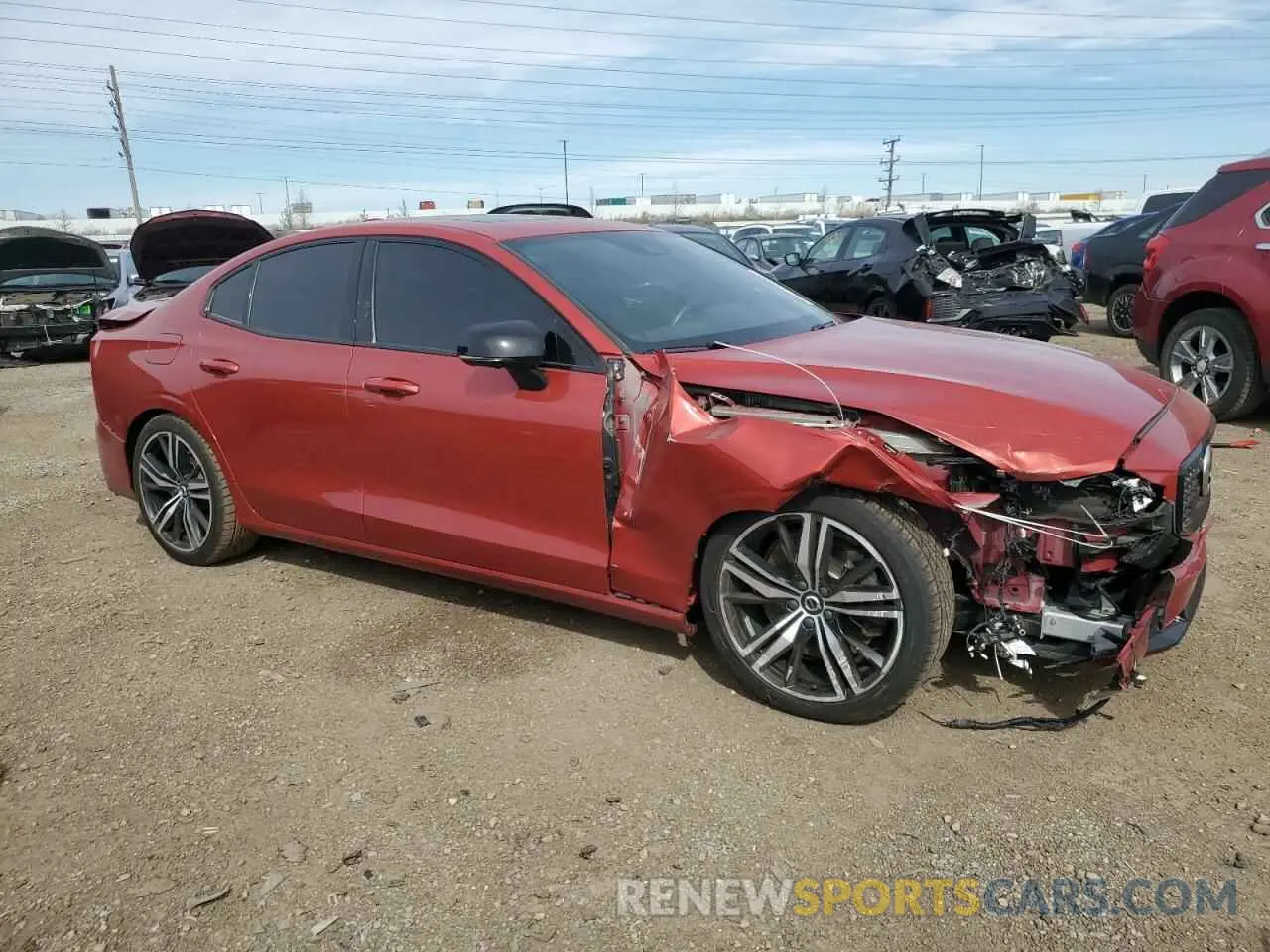 4 Фотография поврежденного автомобиля 7JRA22TM0MG096297 VOLVO S60 2021