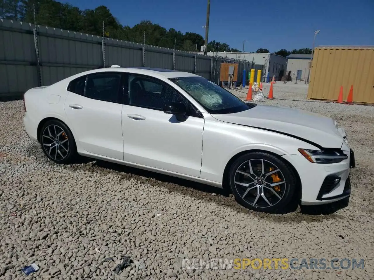 4 Фотография поврежденного автомобиля 7JRBK0FP1NG155261 VOLVO S60 2022