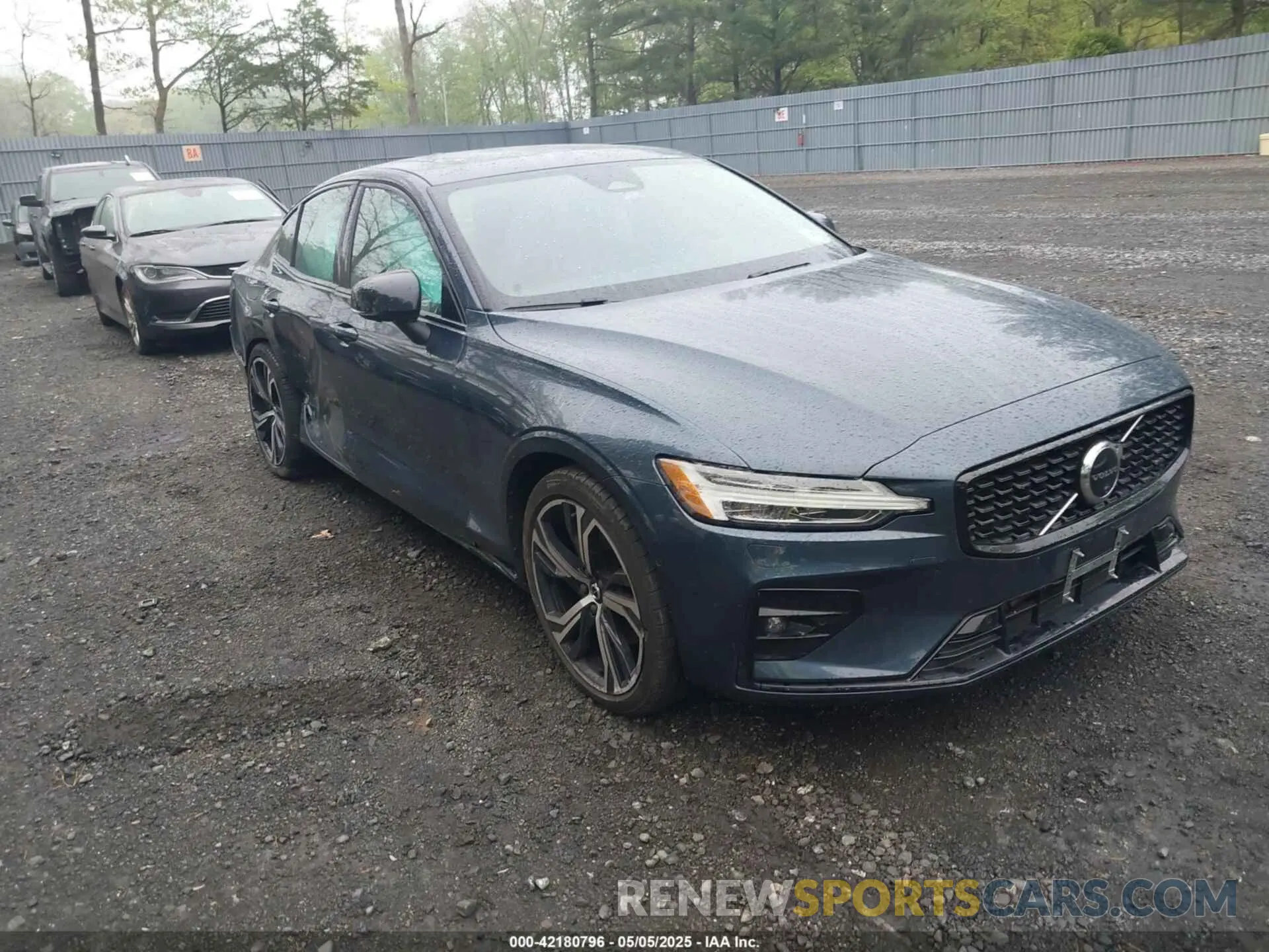 1 Фотография поврежденного автомобиля 7JRL12TW2PG234438 VOLVO S60 2023