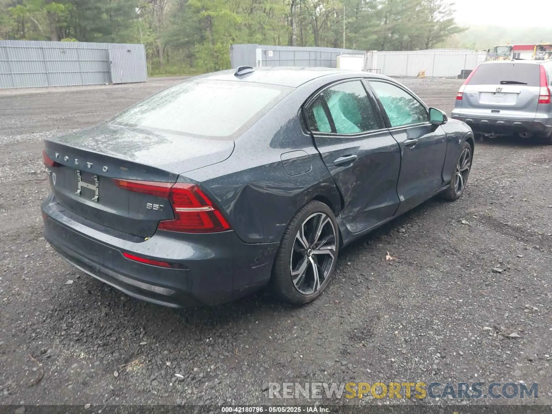 4 Фотография поврежденного автомобиля 7JRL12TW2PG234438 VOLVO S60 2023