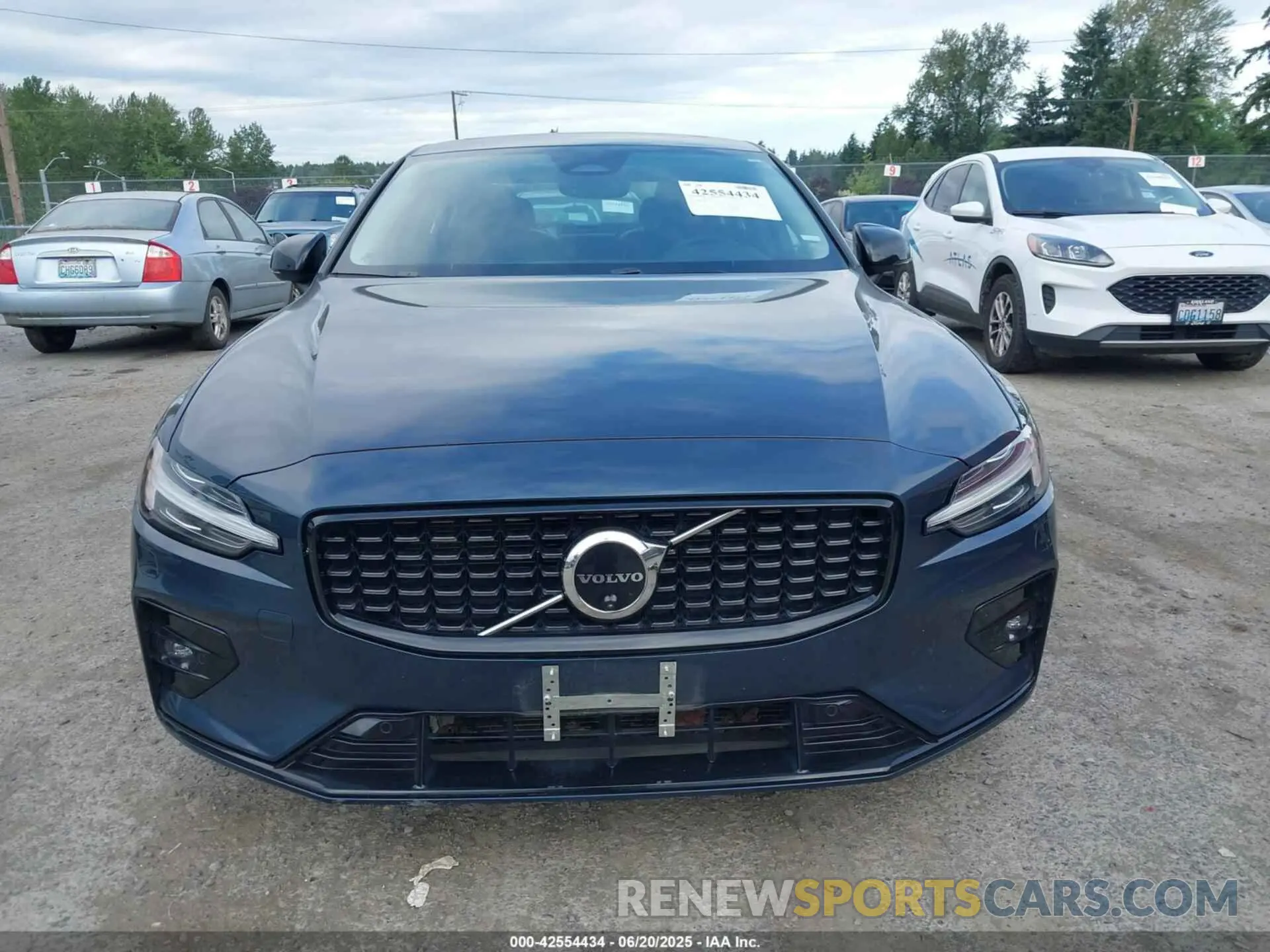 12 Photograph of a damaged car 7JRL12FL0RG280760 VOLVO S60 2024