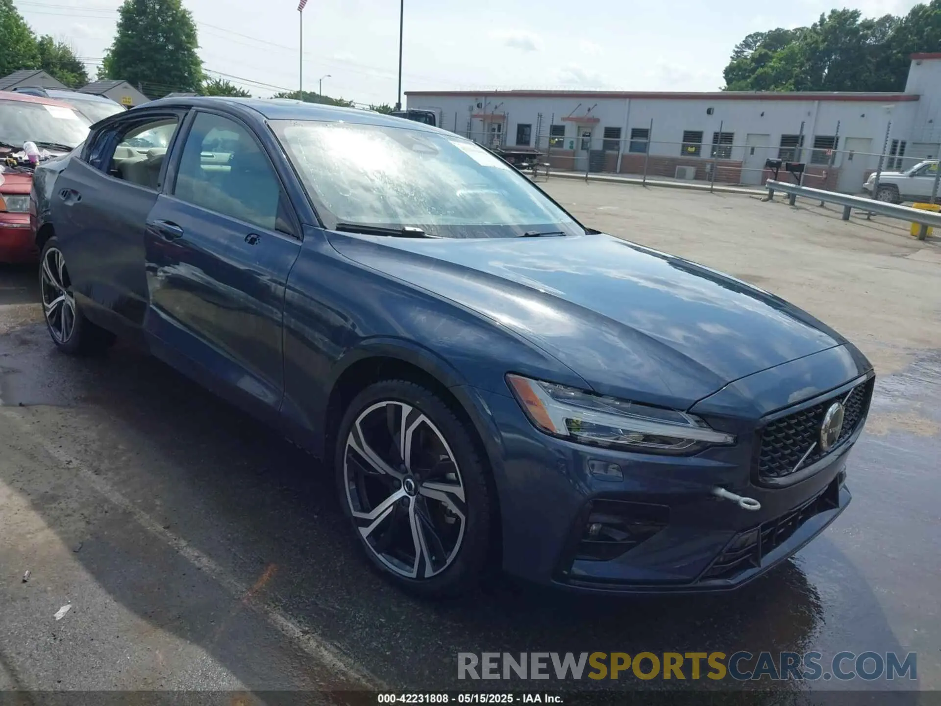 1 Photograph of a damaged car 7JRL12FL9RG294057 VOLVO S60 2024