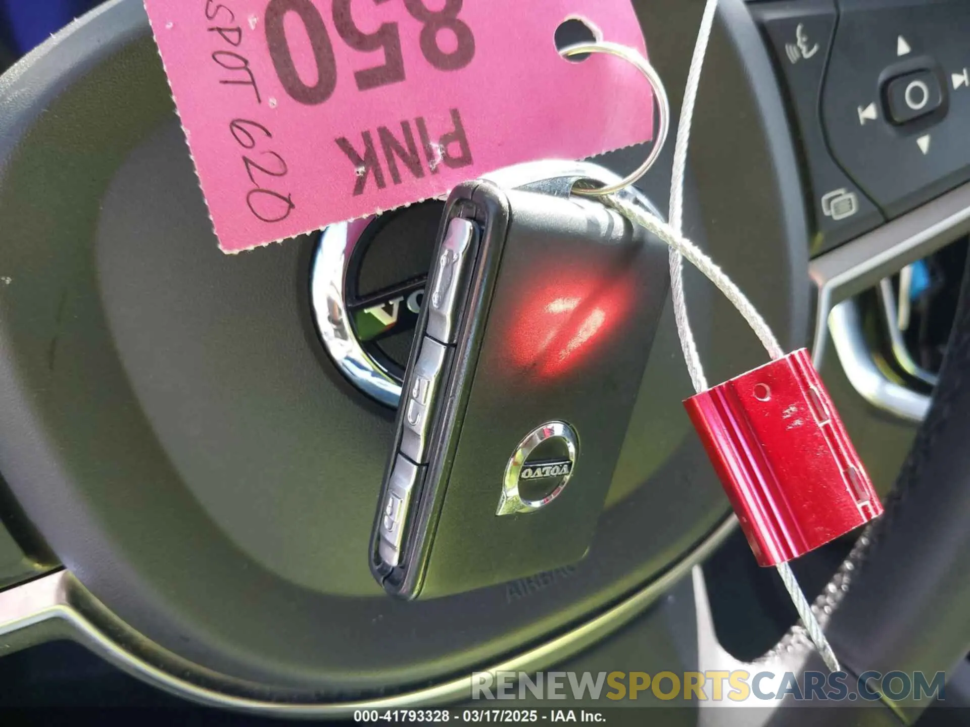 11 Фотография поврежденного автомобиля 7JRL12TK5RG303283 VOLVO S60 2024