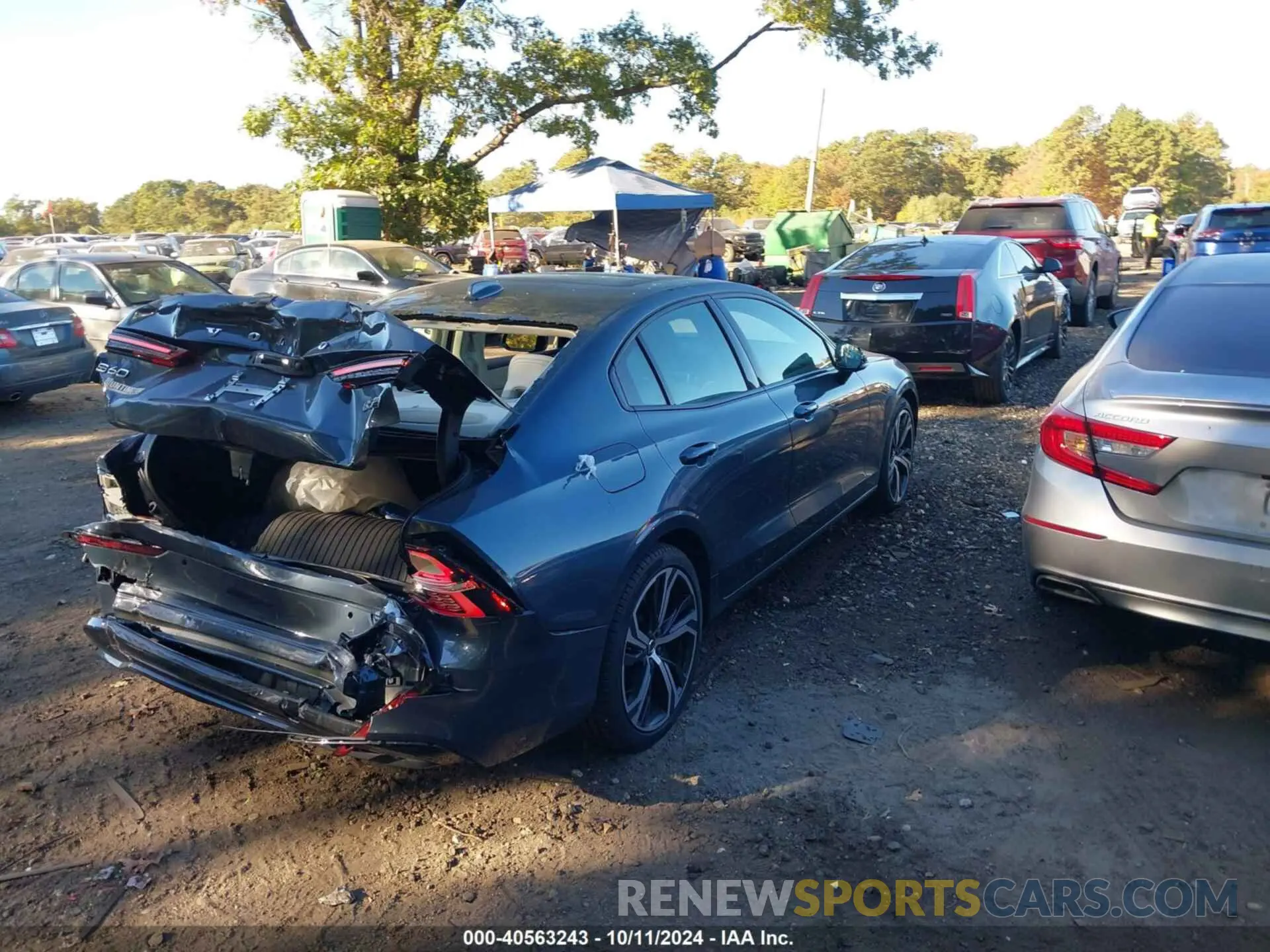 4 Photograph of a damaged car 7JRL12TK8RG304959 VOLVO S60 2024