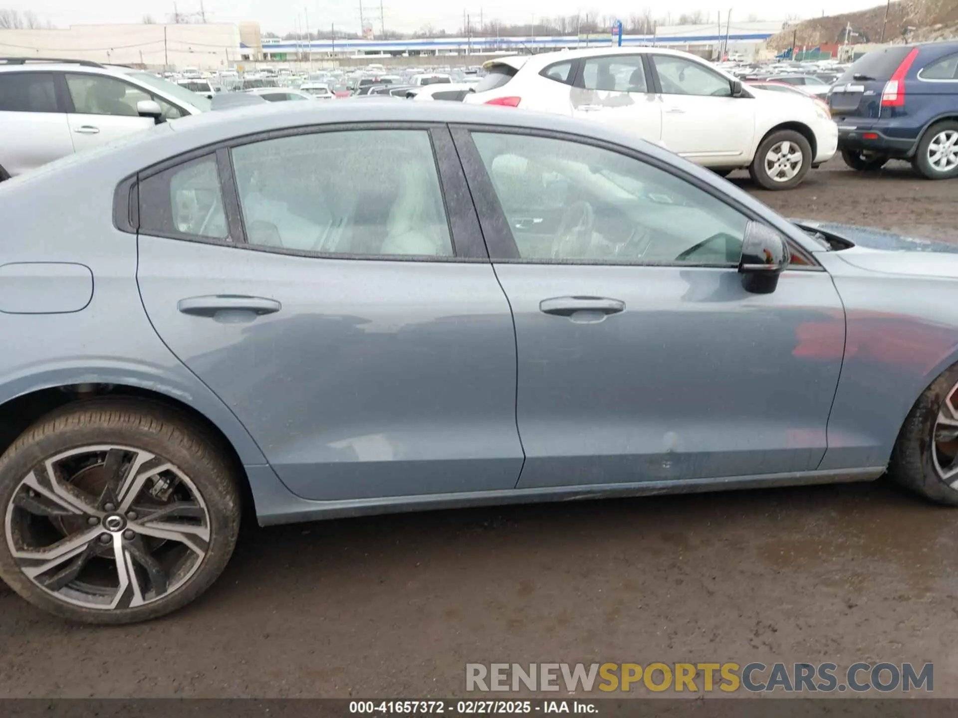 13 Photograph of a damaged car 7JRL12TL5RG289457 VOLVO S60 2024