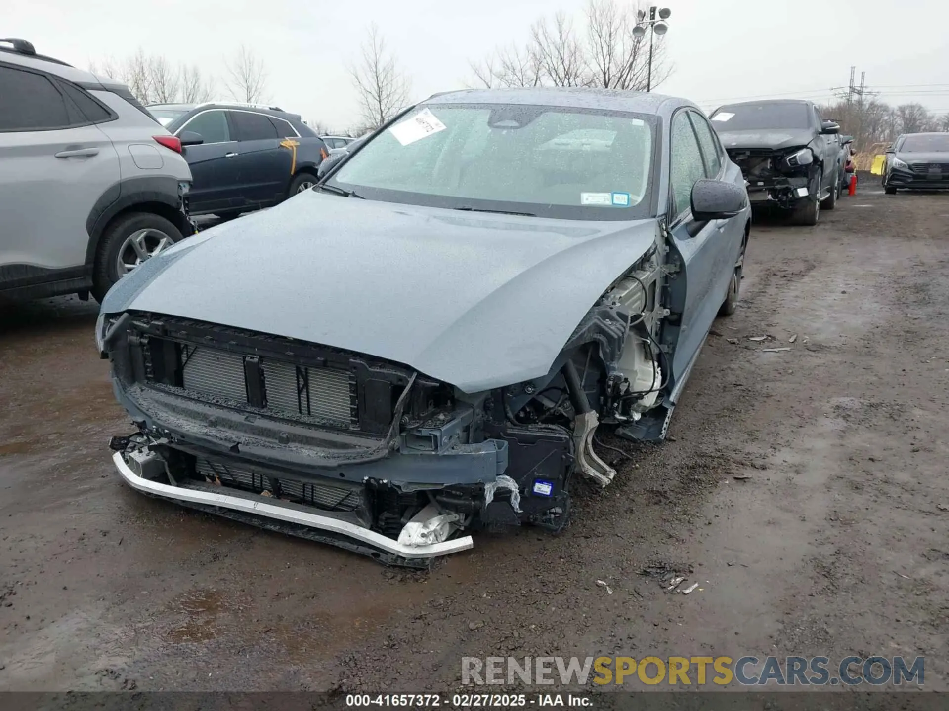 6 Photograph of a damaged car 7JRL12TL5RG289457 VOLVO S60 2024