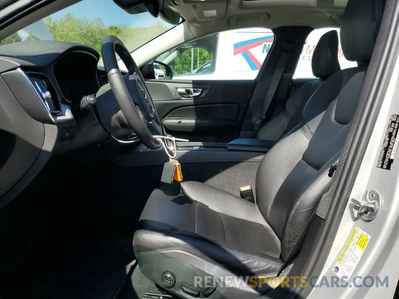 7 Фотография поврежденного автомобиля 7JRL12FV1PG234286 VOLVO S60 CORE 2023