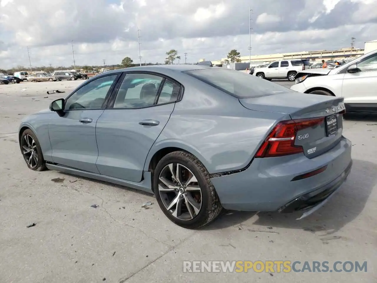2 Photograph of a damaged car 7JRL12FK5RG320466 VOLVO S60 CORE 2024