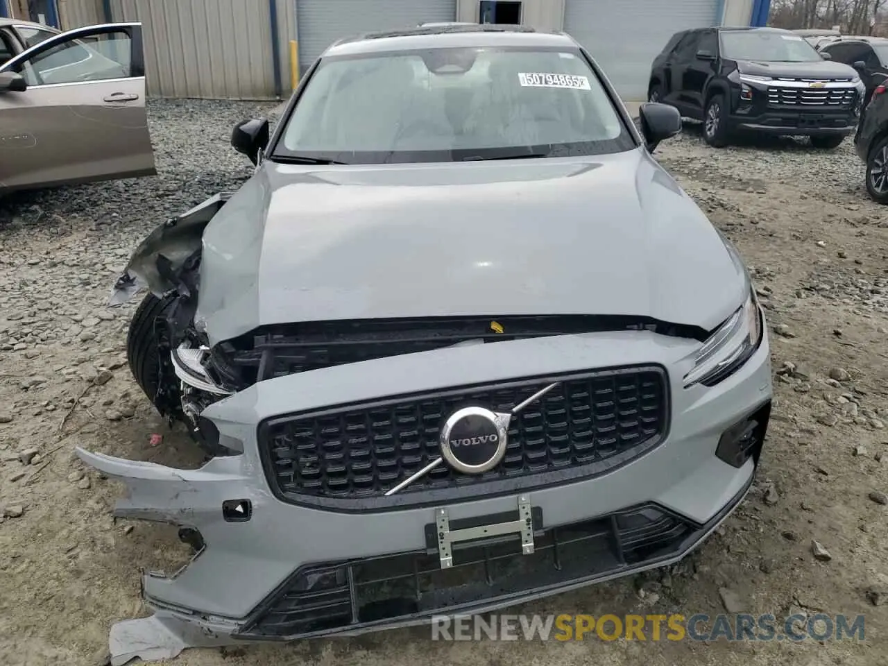11 Фотография поврежденного автомобиля 7JRL12FK6RG315194 VOLVO S60 CORE 2024