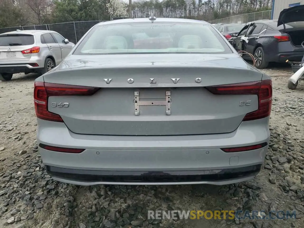 6 Фотография поврежденного автомобиля 7JRL12FK6RG315194 VOLVO S60 CORE 2024