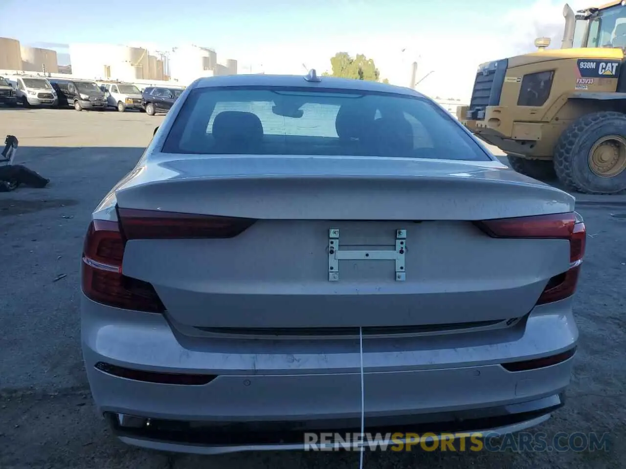 6 Photograph of a damaged car 7JRL12FK6RG322288 VOLVO S60 CORE 2024