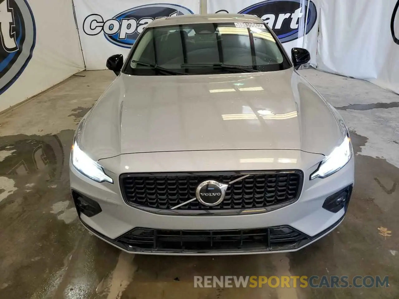 5 Фотография поврежденного автомобиля 7JRL12FK8RG322759 VOLVO S60 CORE 2024
