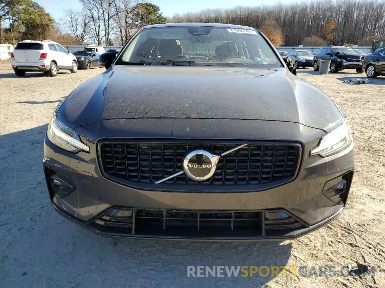 5 Photograph of a damaged car 7JRL12TK2RG309428 VOLVO S60 CORE 2024