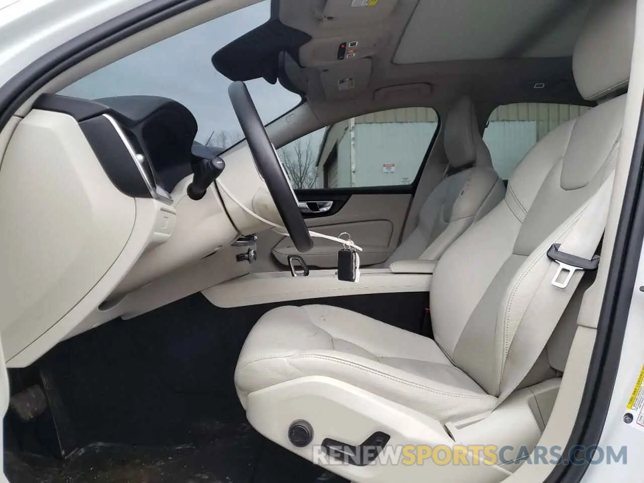 7 Photograph of a damaged car 7JRL12TK8RG295020 VOLVO S60 CORE 2024