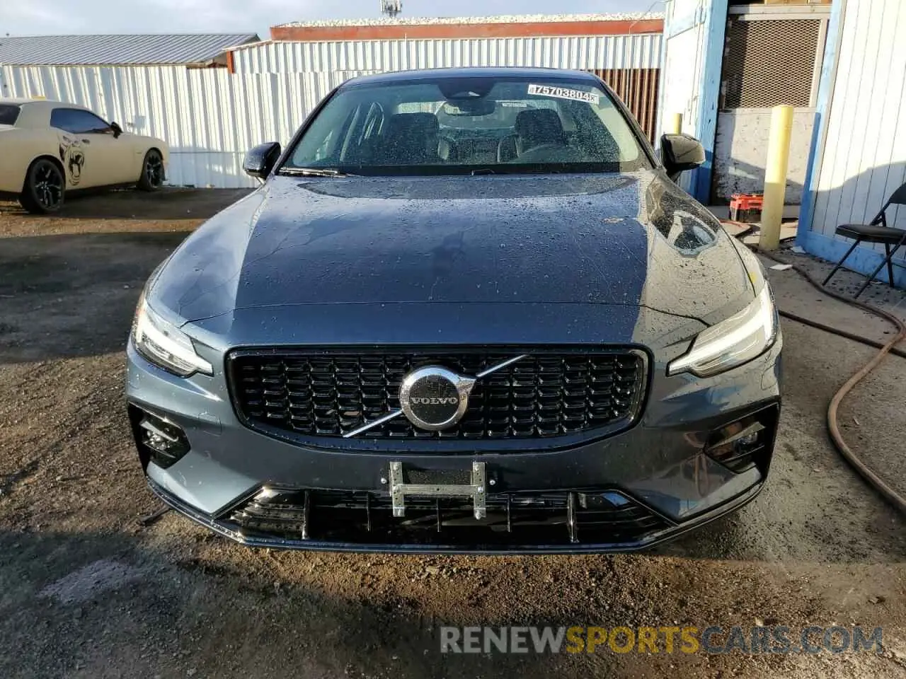 5 Фотография поврежденного автомобиля 7JRL12FJ7SG364479 VOLVO S60 CORE 2025