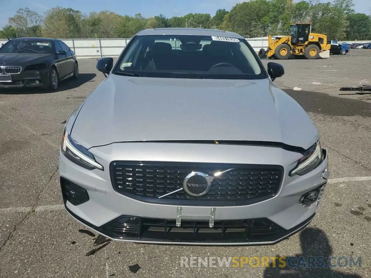 5 Photograph of a damaged car 7JRL12GJ3SG362498 VOLVO S60 CORE 2025