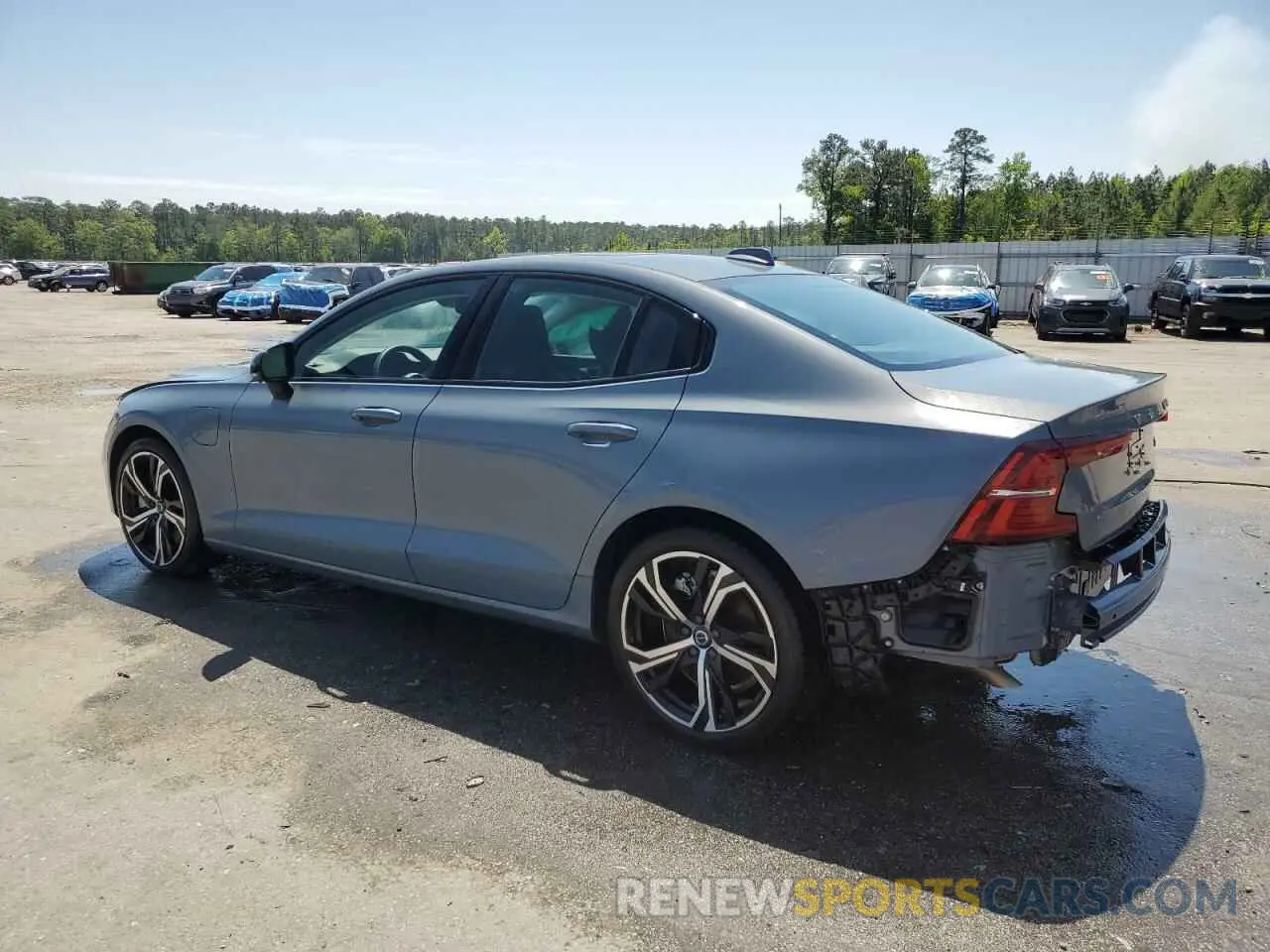 2 Photograph of a damaged car 7JRH60FL0PG254958 VOLVO S60 PLUS 2023