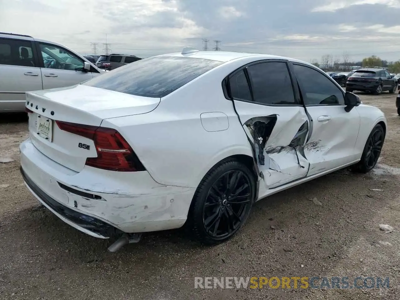 3 Photograph of a damaged car 7JRL12TT0PG240826 VOLVO S60 PLUS 2023