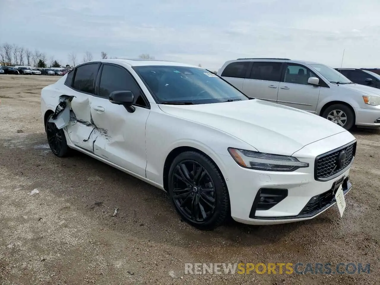4 Photograph of a damaged car 7JRL12TT0PG240826 VOLVO S60 PLUS 2023