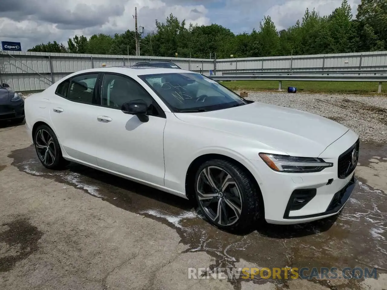 4 Фотография поврежденного автомобиля 7JRL12TW9PG230208 VOLVO S60 PLUS 2023