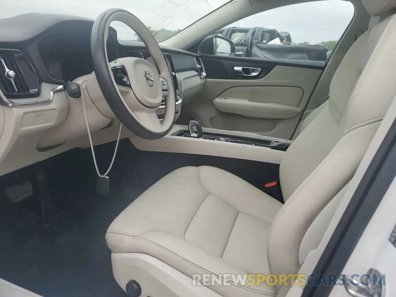 7 Фотография поврежденного автомобиля 7JRL12TW9PG230208 VOLVO S60 PLUS 2023