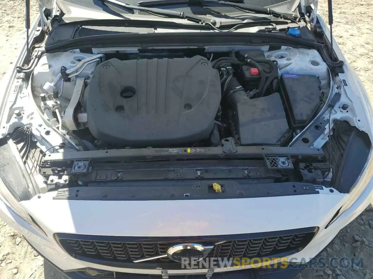 11 Photograph of a damaged car 7JRL12FL4RG300900 VOLVO S60 PLUS 2024
