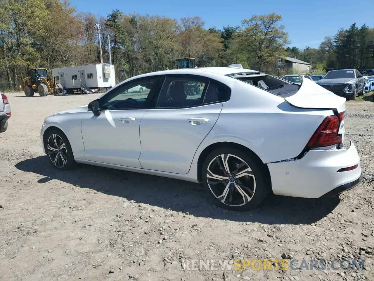 2 Photograph of a damaged car 7JRL12FL4RG300900 VOLVO S60 PLUS 2024