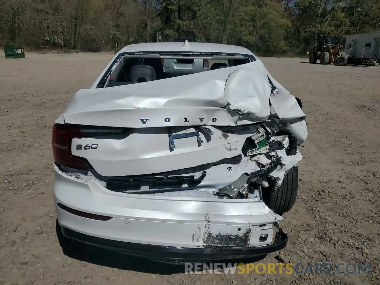 6 Photograph of a damaged car 7JRL12FL4RG300900 VOLVO S60 PLUS 2024