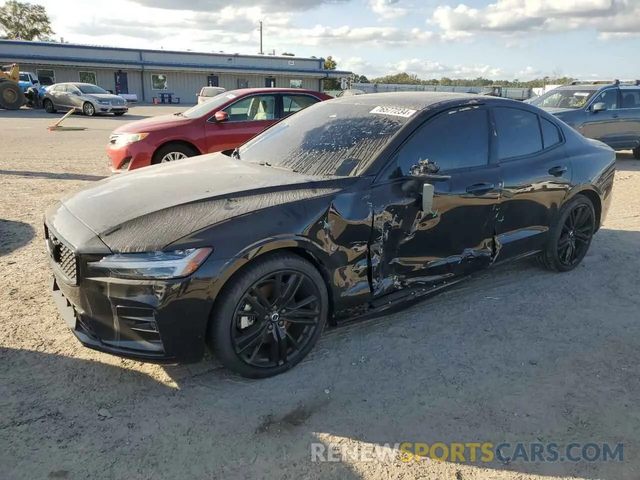 1 Photograph of a damaged car 7JRL12TH5RG315499 VOLVO S60 PLUS 2024