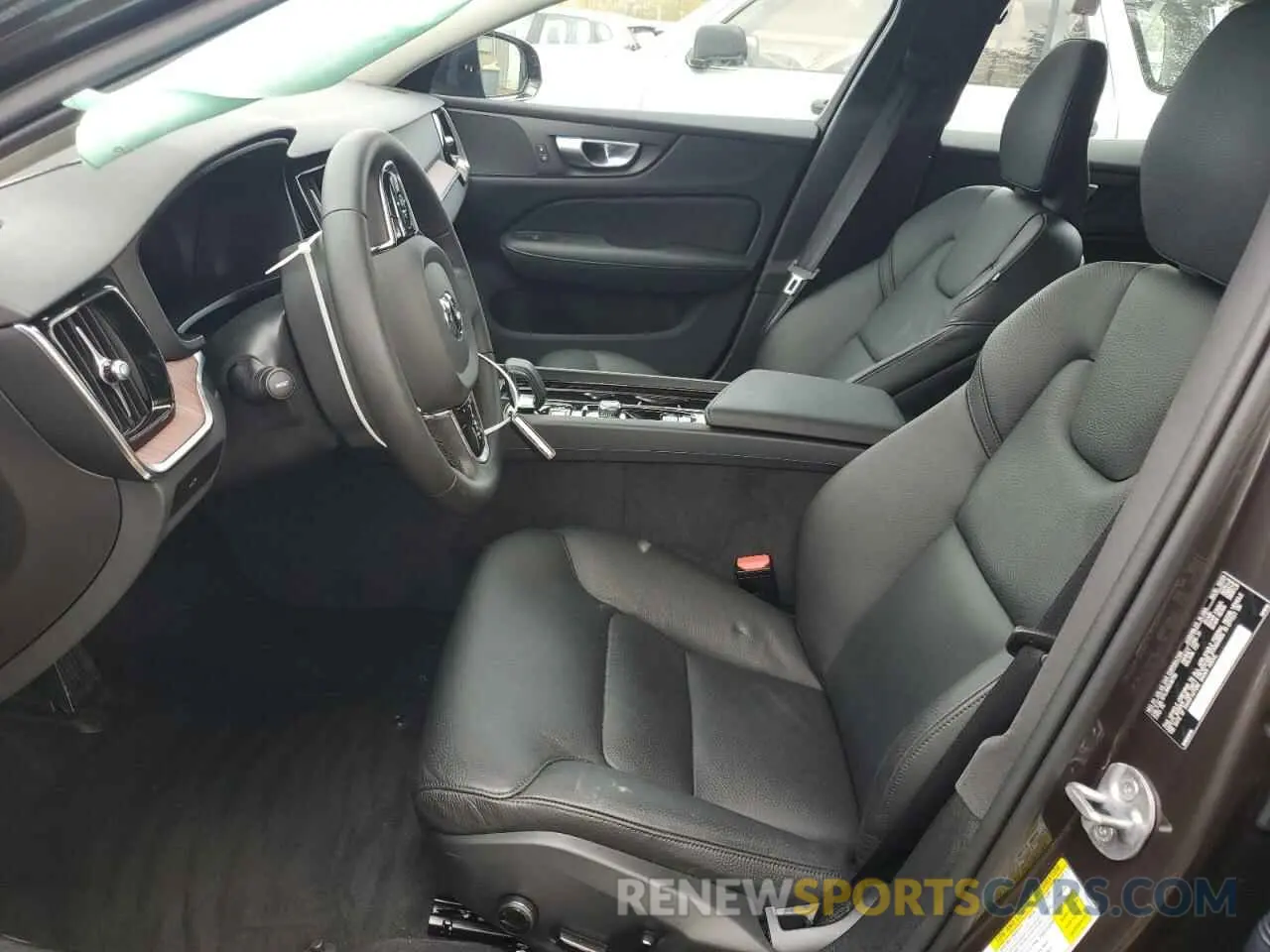 7 Photograph of a damaged car 7JRL12TL8RG316795 VOLVO S60 PLUS 2024
