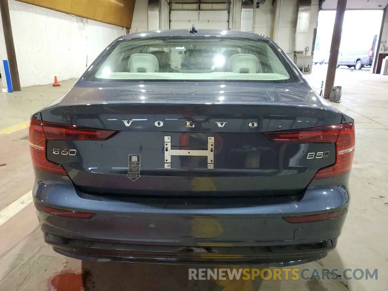6 Фотография поврежденного автомобиля 7JRL12GC5SG368742 VOLVO S60 PLUS 2025
