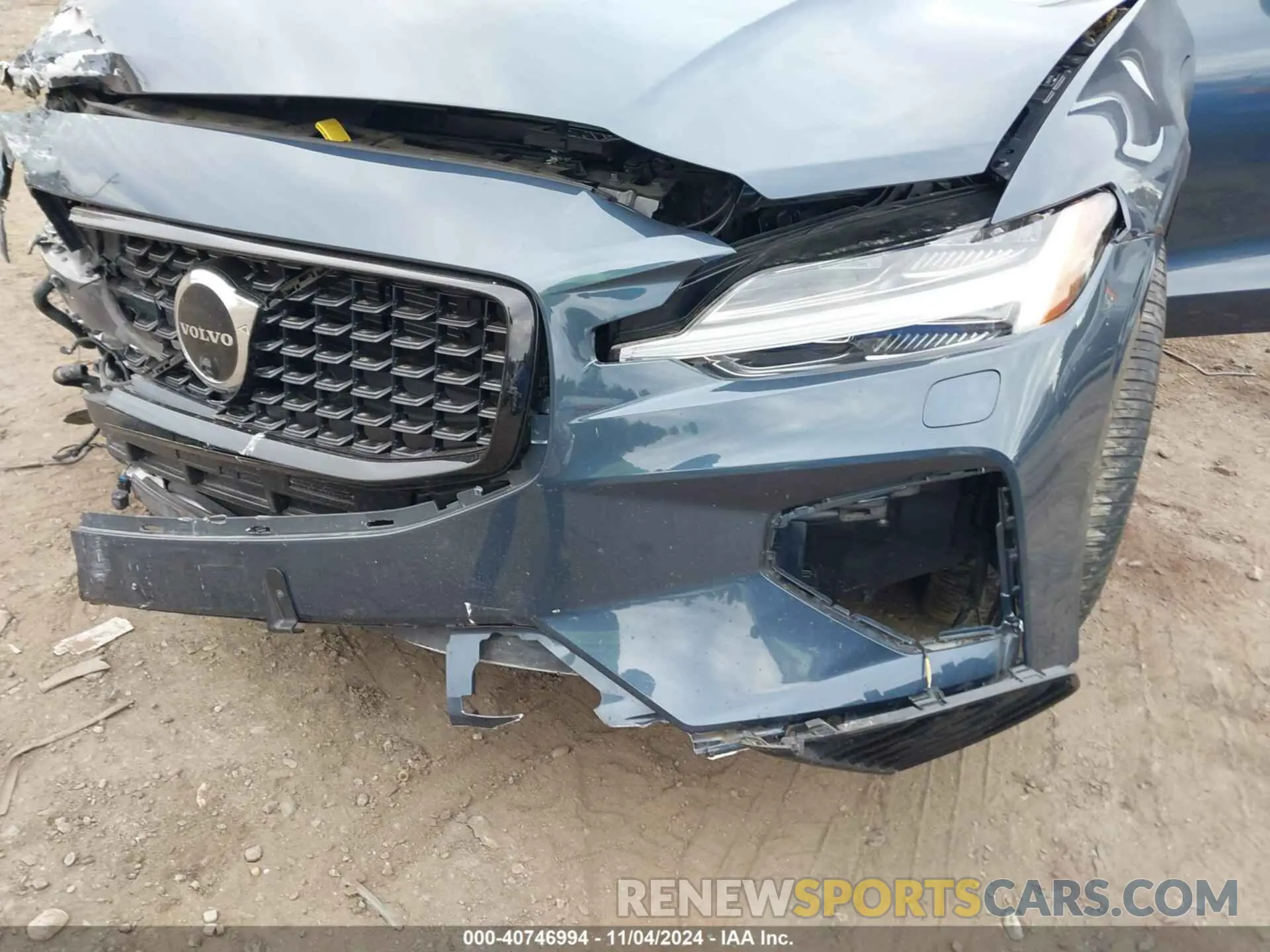 18 Photograph of a damaged car 7JRH60FW7PG253042 VOLVO S60 RECHARGE PLUG-IN HYBRID 2023