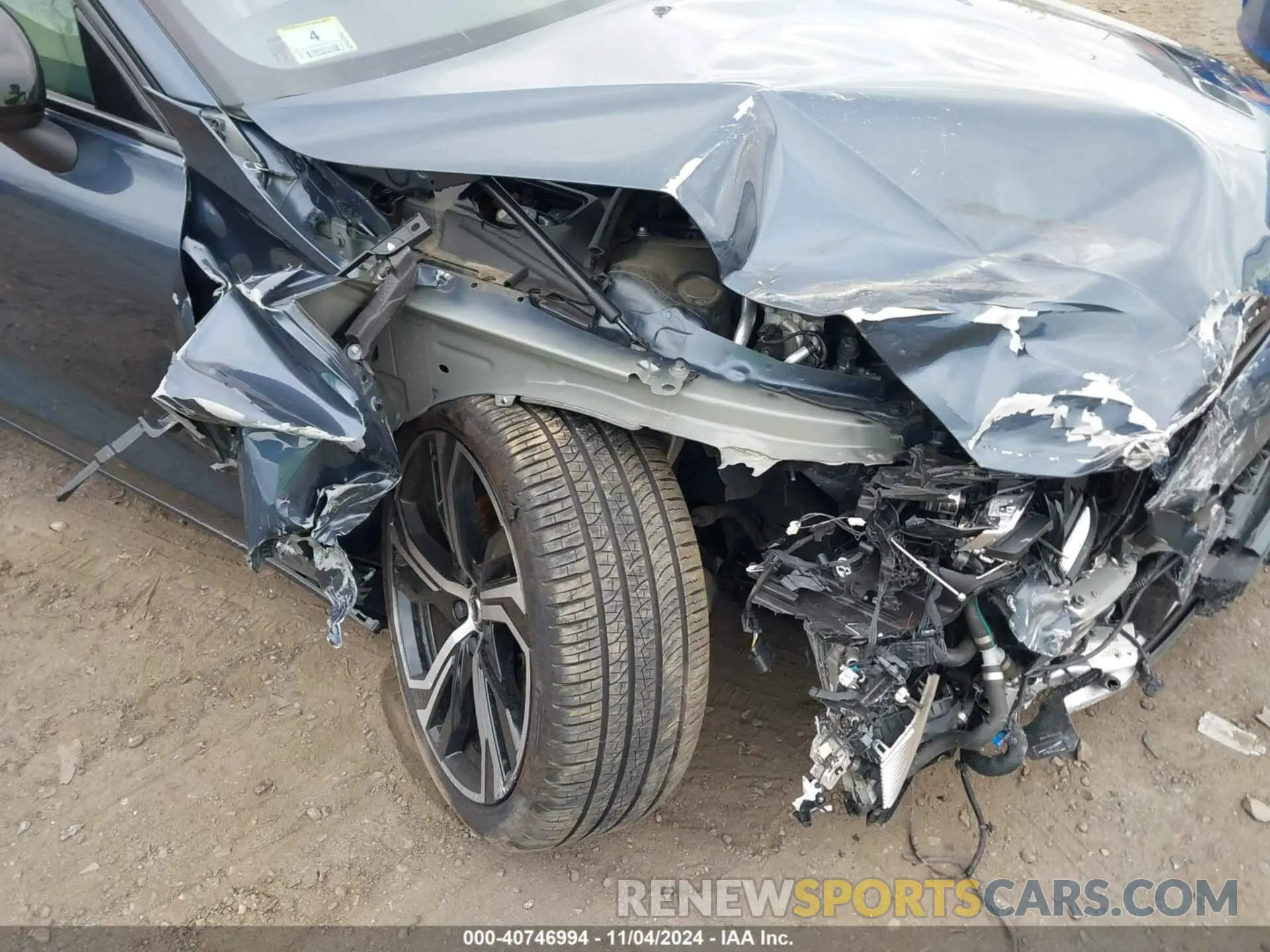 19 Photograph of a damaged car 7JRH60FW7PG253042 VOLVO S60 RECHARGE PLUG-IN HYBRID 2023
