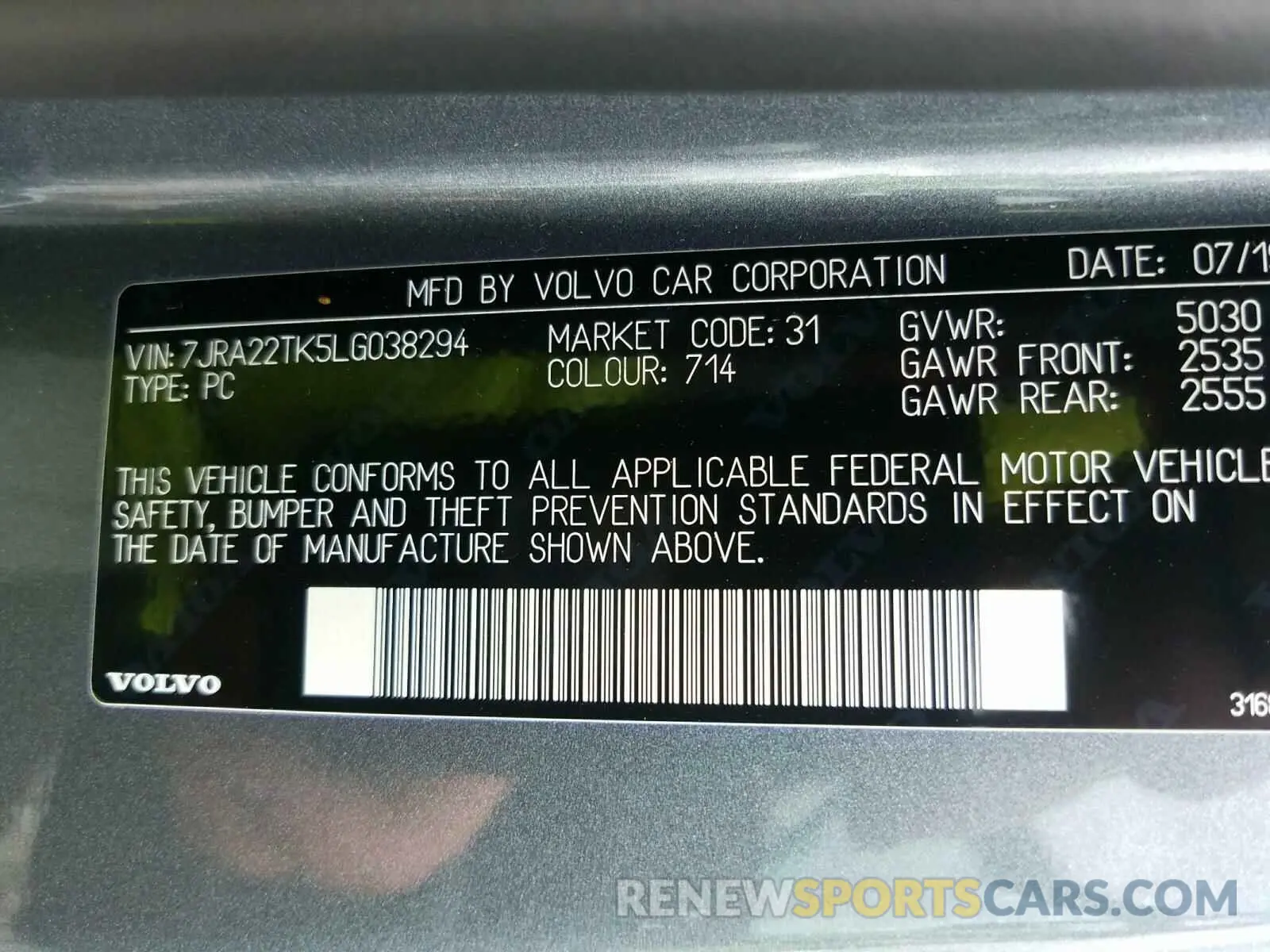 10 Photograph of a damaged car 7JRA22TK5LG038294 VOLVO S60 T6 MOM 2020