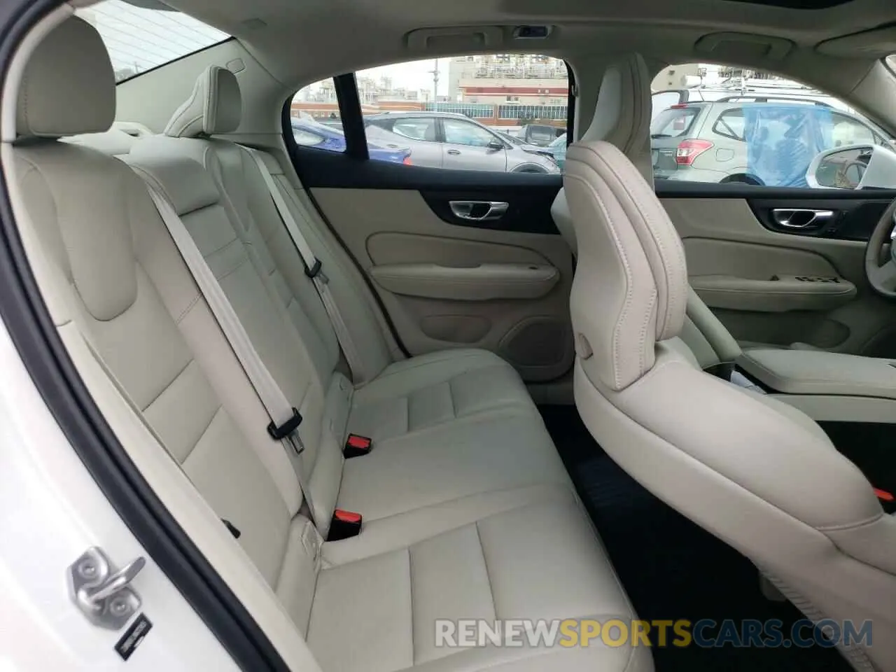 10 Photograph of a damaged car 7JRBR0FLXNG172455 VOLVO S60 T8 REC 2022