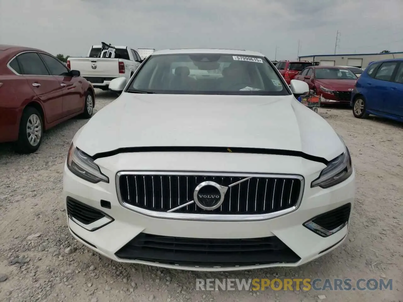 5 Photograph of a damaged car 7JRBR0FLXNG172455 VOLVO S60 T8 REC 2022