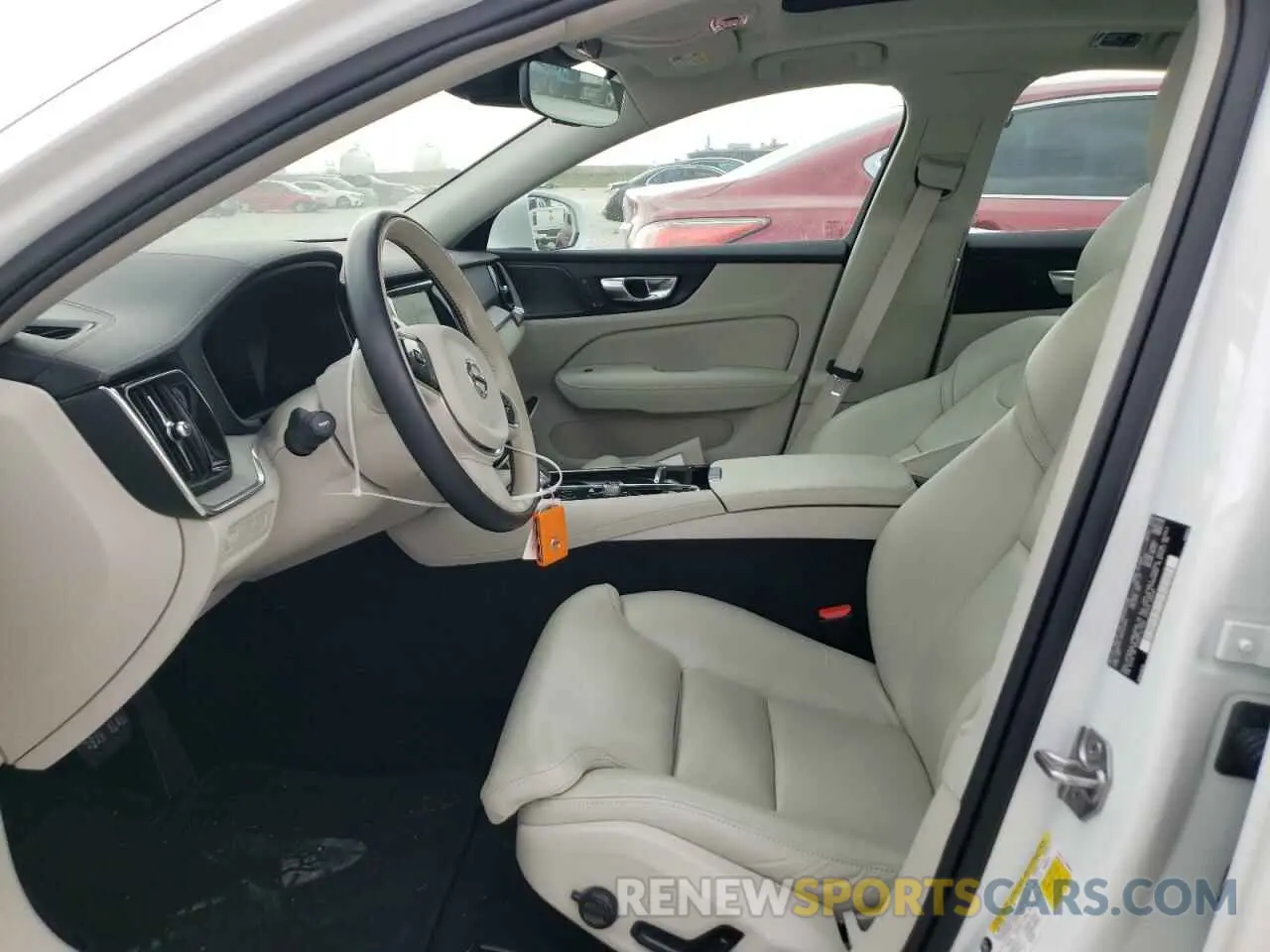 7 Photograph of a damaged car 7JRBR0FLXNG172455 VOLVO S60 T8 REC 2022