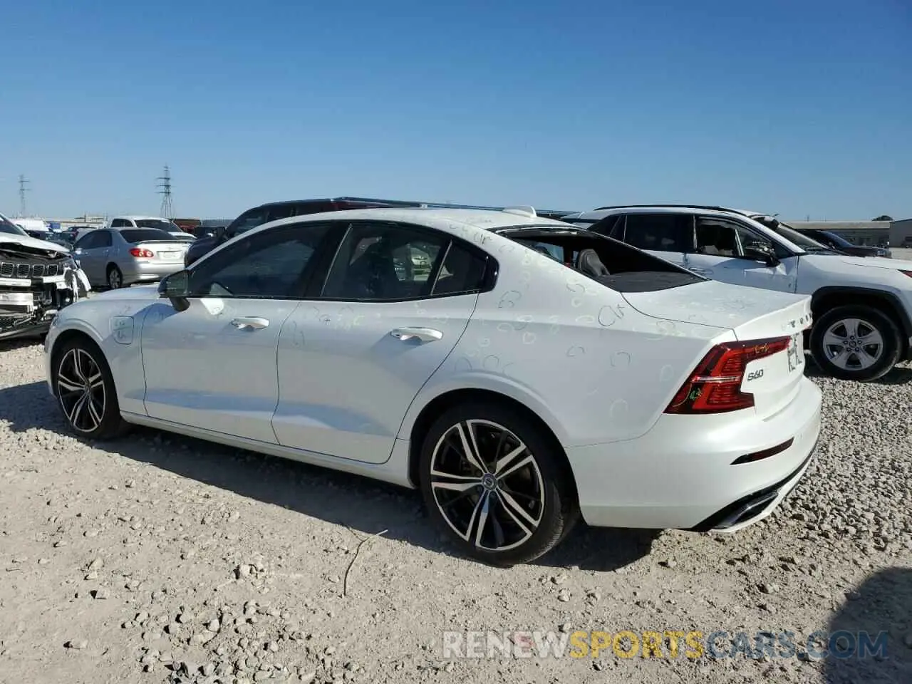 2 Photograph of a damaged car 7JRBR0FM9NG175811 VOLVO S60 T8 REC 2022