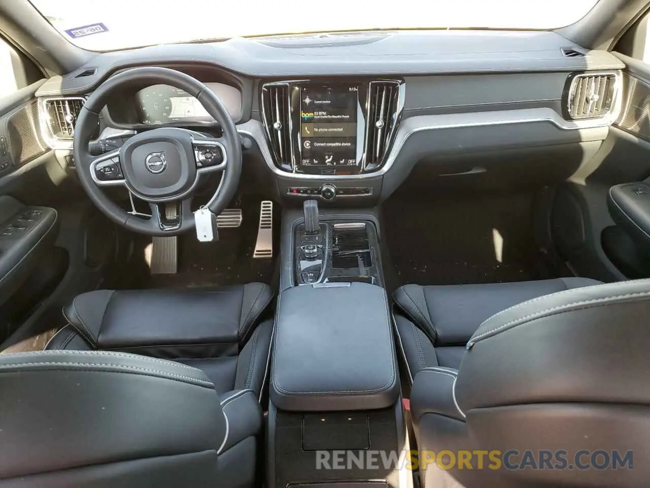 8 Photograph of a damaged car 7JRBR0FM9NG175811 VOLVO S60 T8 REC 2022