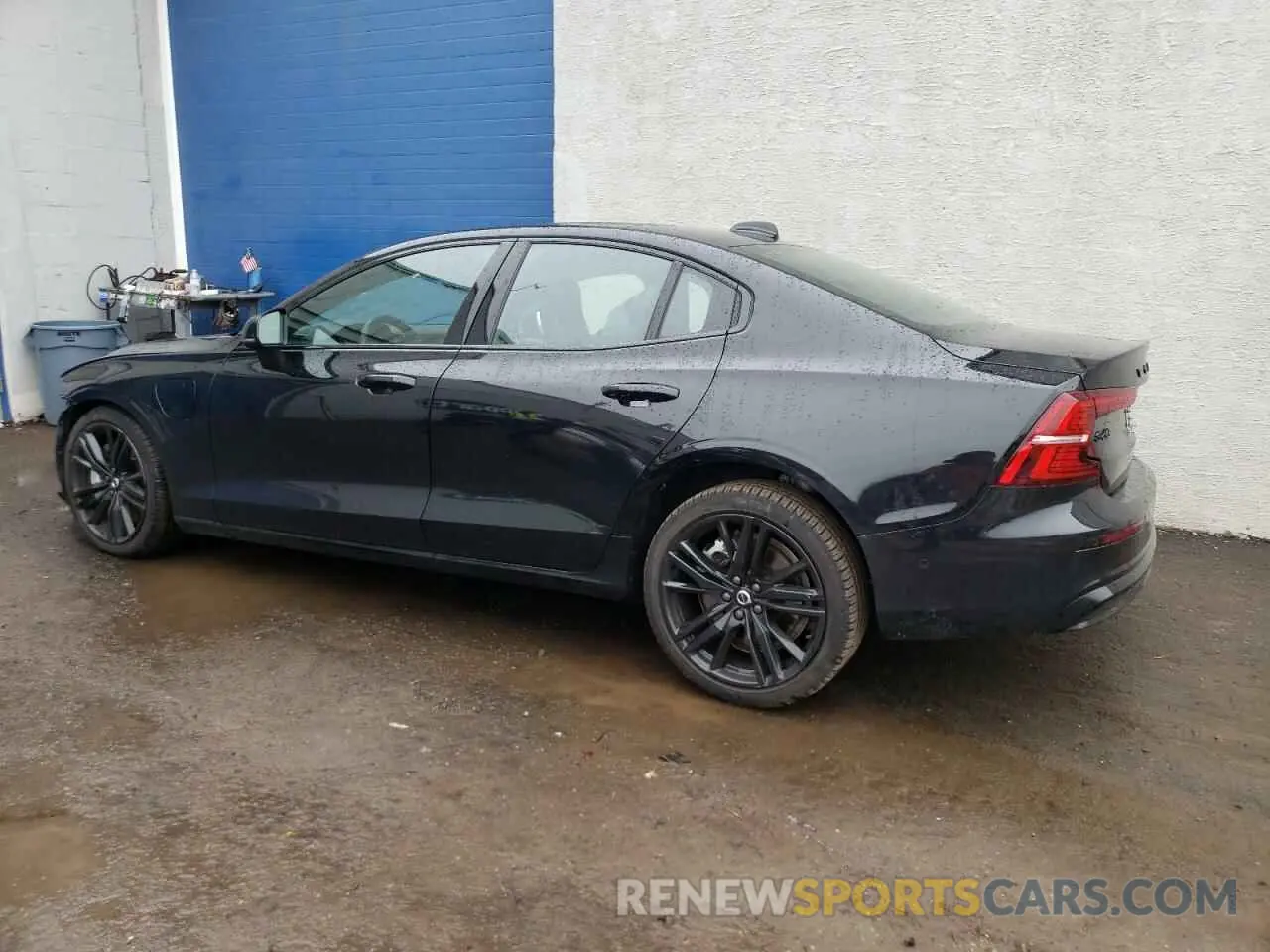 2 Photograph of a damaged car 7JRH60FJ5RG312094 VOLVO S60 ULTIMA 2024