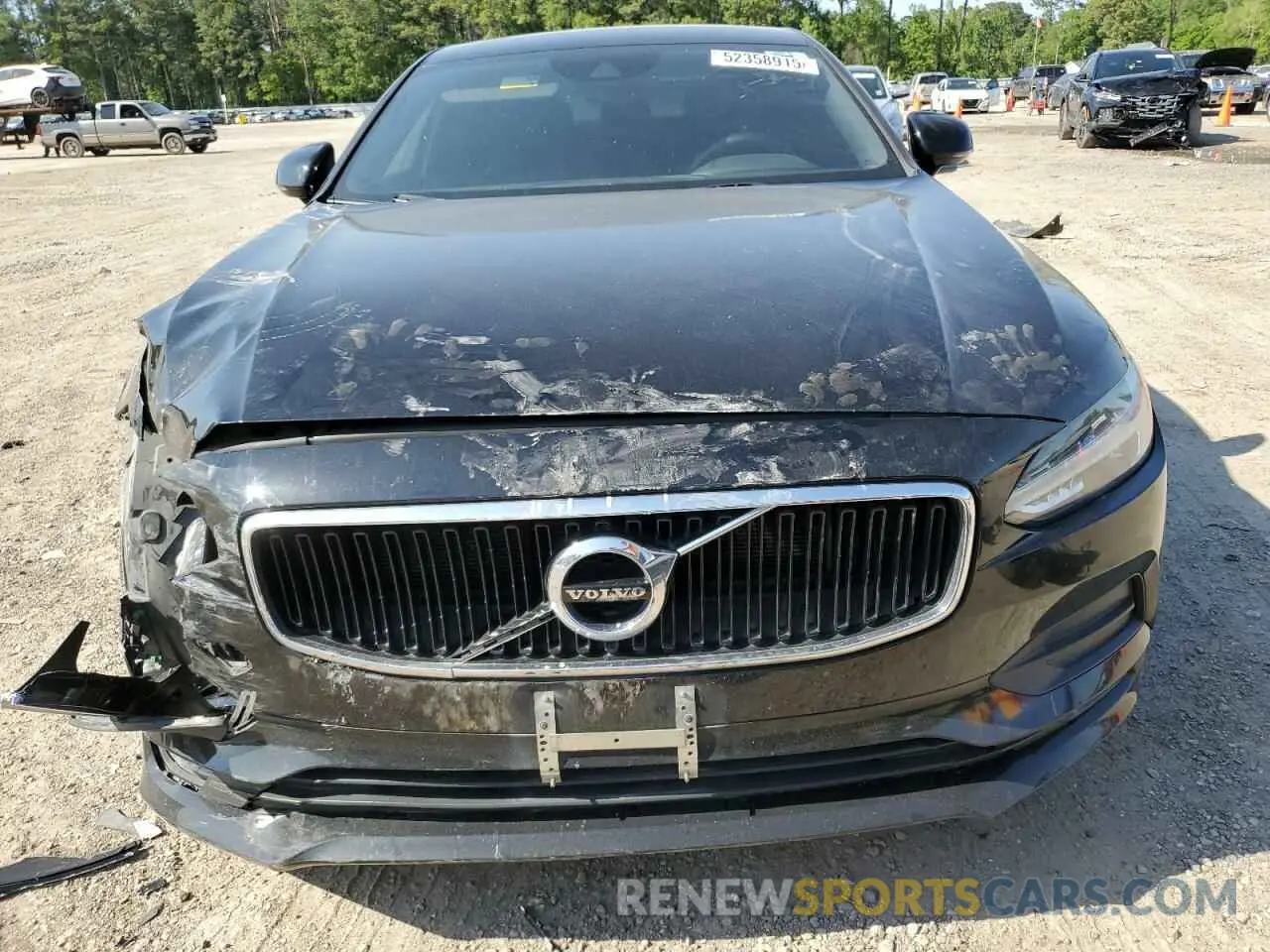 5 Photograph of a damaged car LVY102AK1KP089404 VOLVO S90 2019