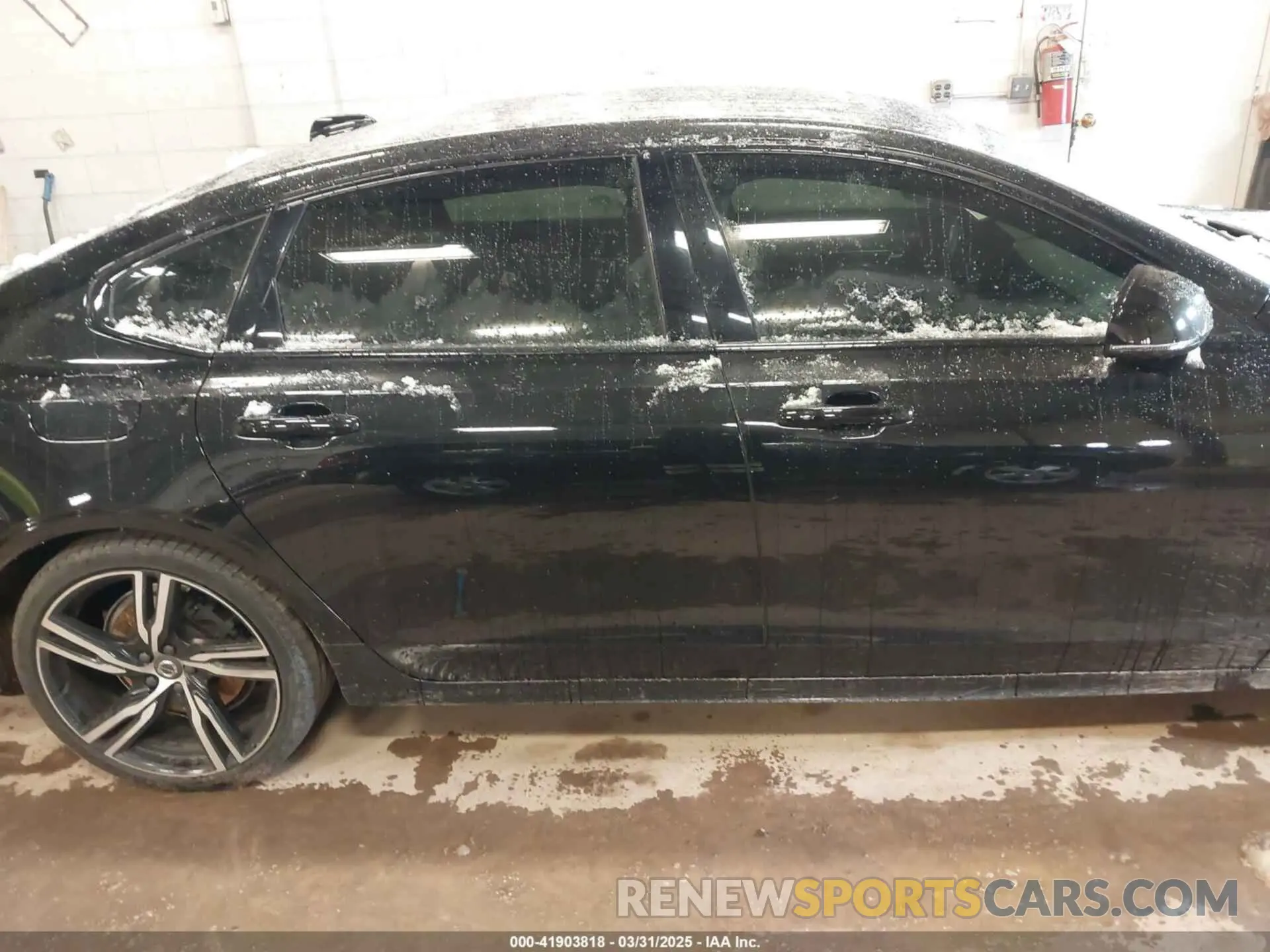 12 Фотография поврежденного автомобиля LVYA22MT3LP158769 VOLVO S90 2020