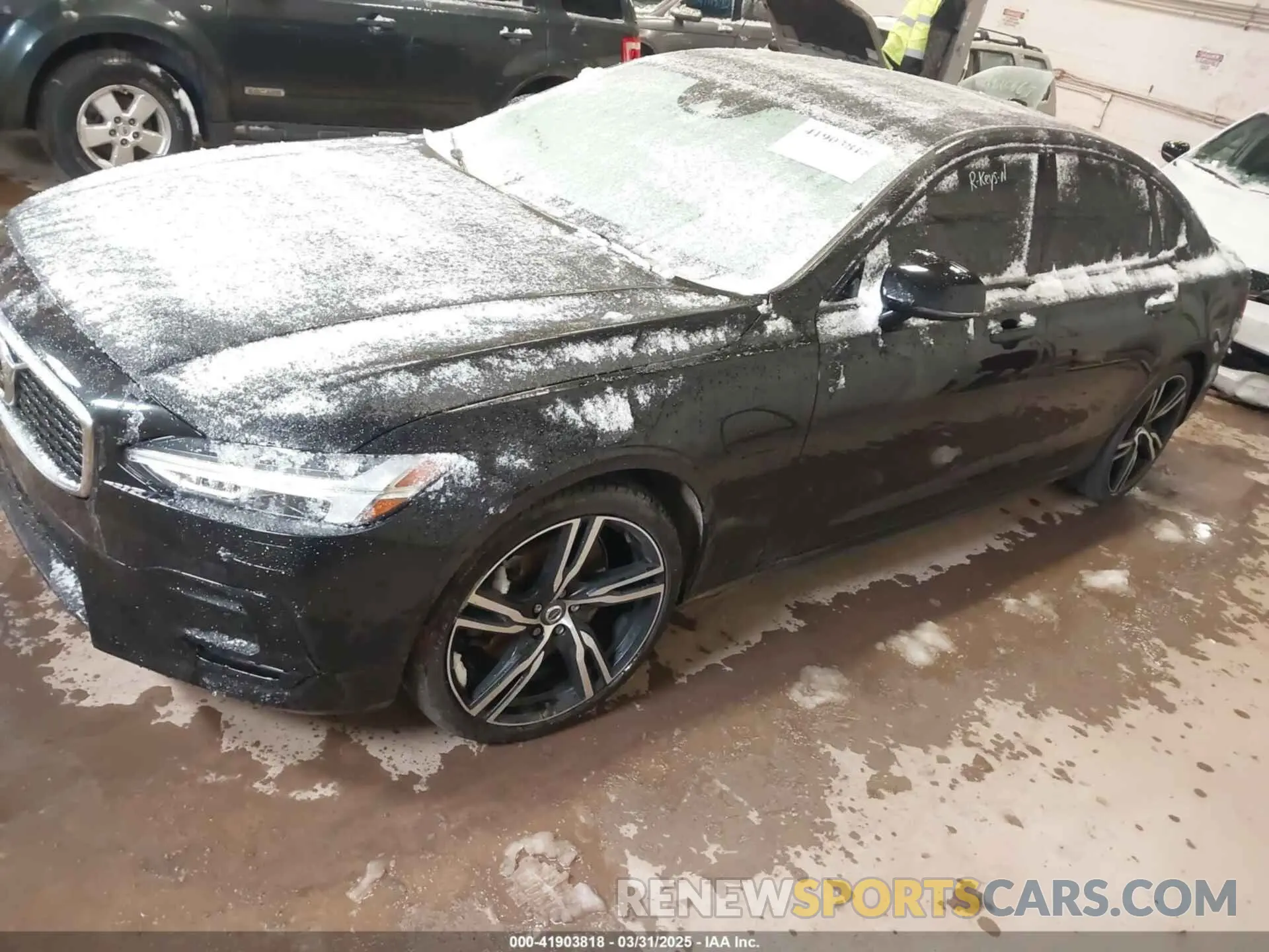2 Фотография поврежденного автомобиля LVYA22MT3LP158769 VOLVO S90 2020