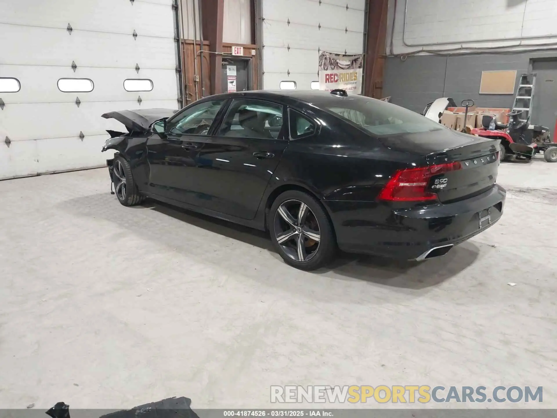 3 Фотография поврежденного автомобиля LVYA22MT5LP168557 VOLVO S90 2020