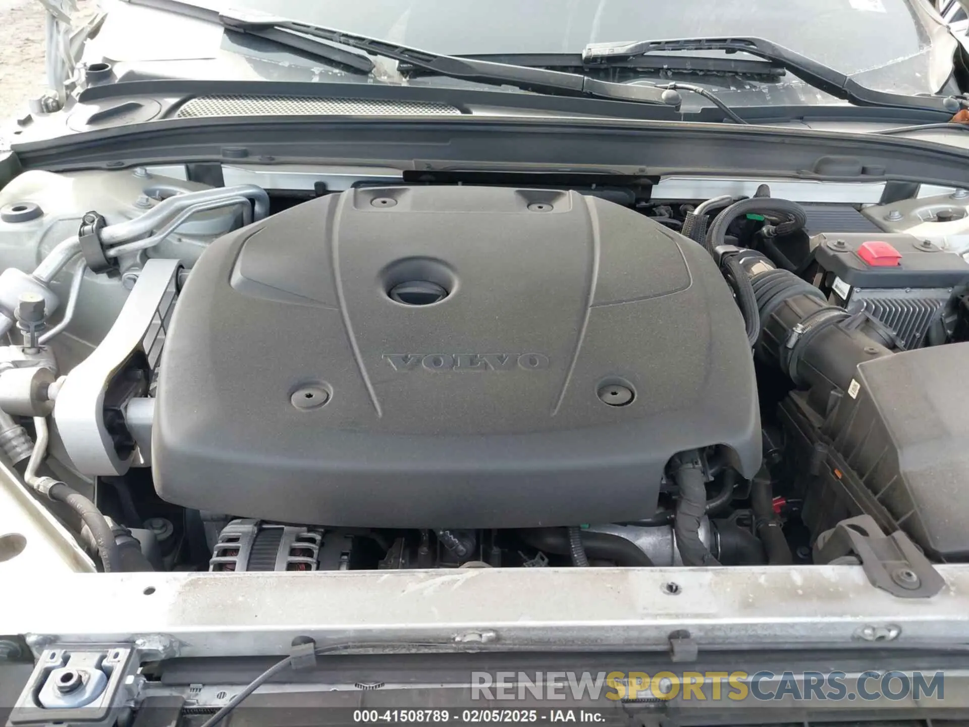 10 Photograph of a damaged car LVYA22ML8MP206915 VOLVO S90 2021