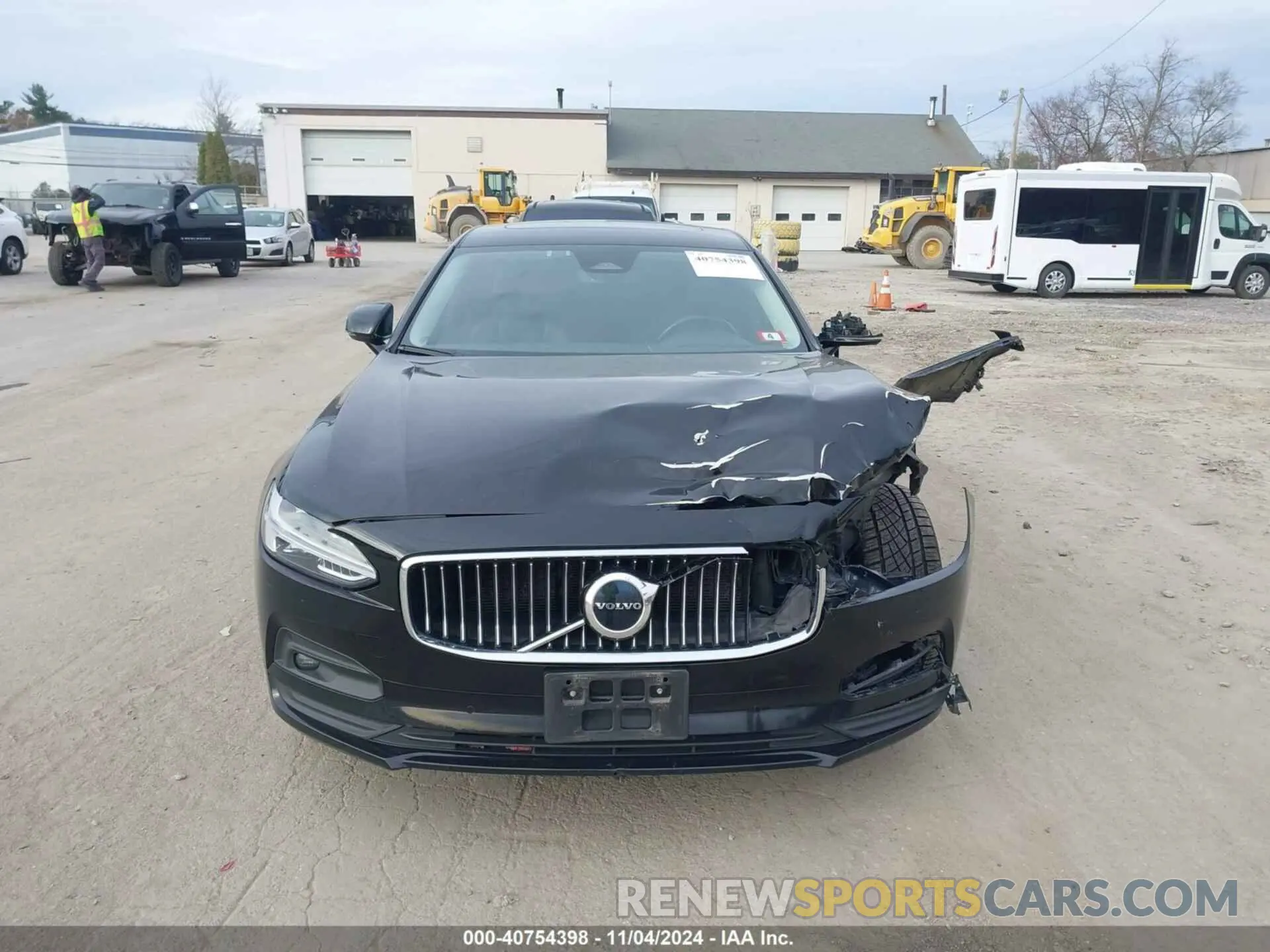 12 Photograph of a damaged car LVY062MK4NP252539 VOLVO S90 2022
