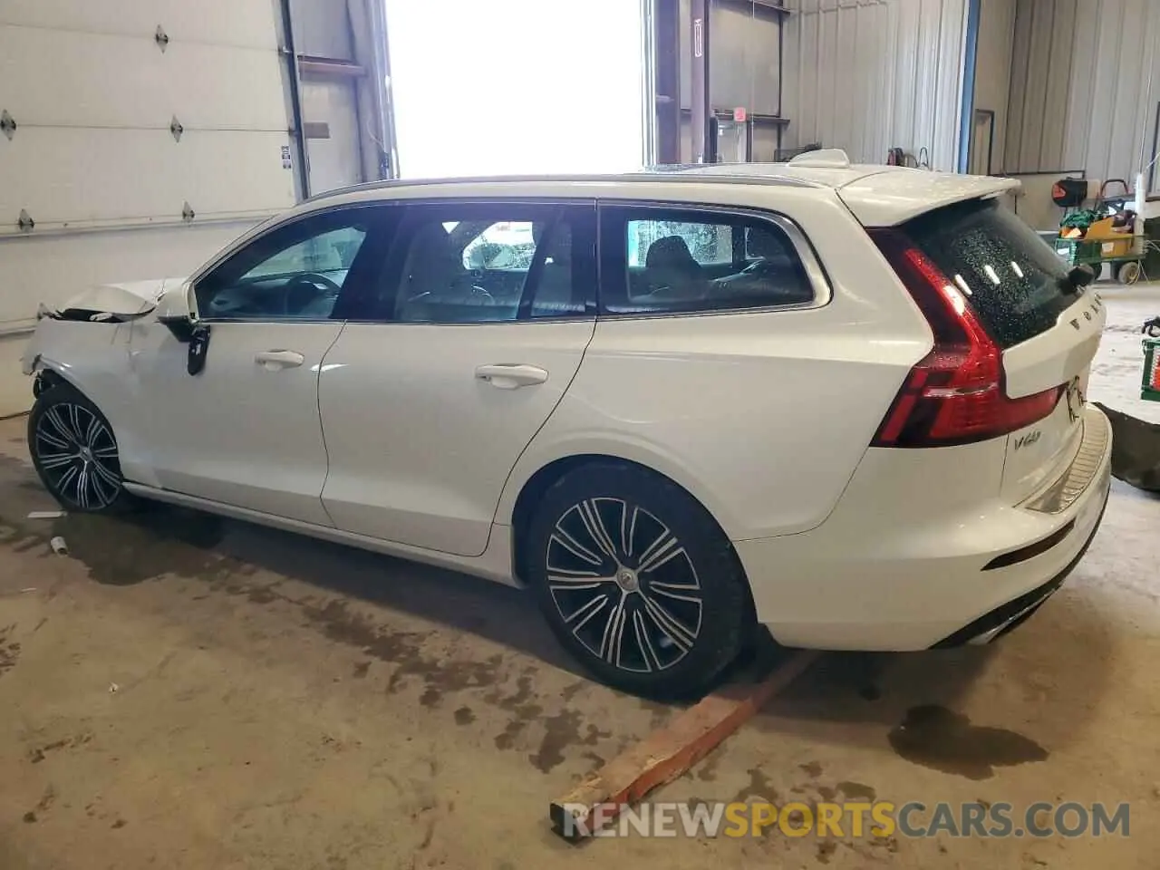 2 Photograph of a damaged car YV1A22SL6K2335587 VOLVO V60 2019