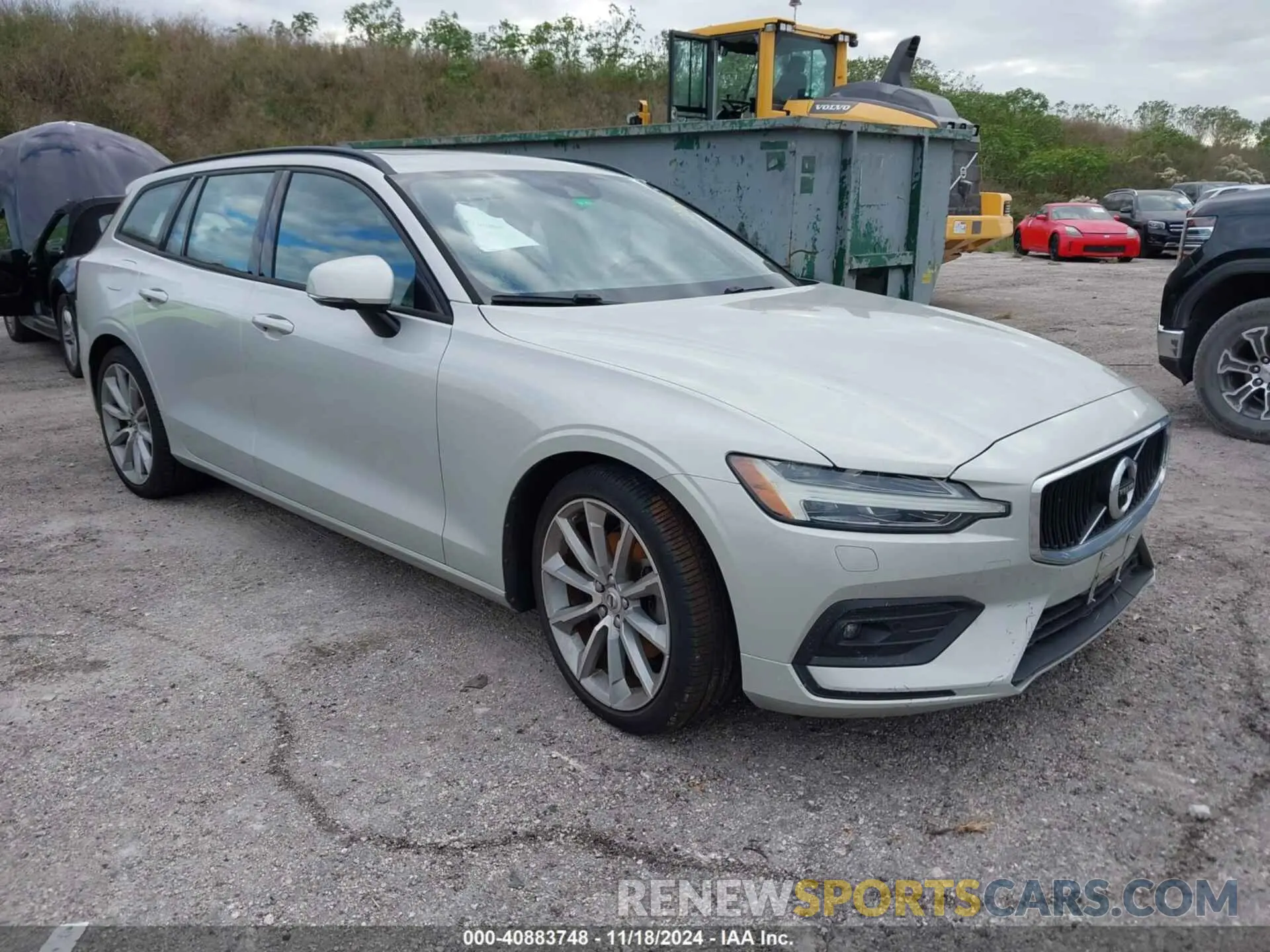 1 Photograph of a damaged car YV1102EK1L2348922 VOLVO V60 2020