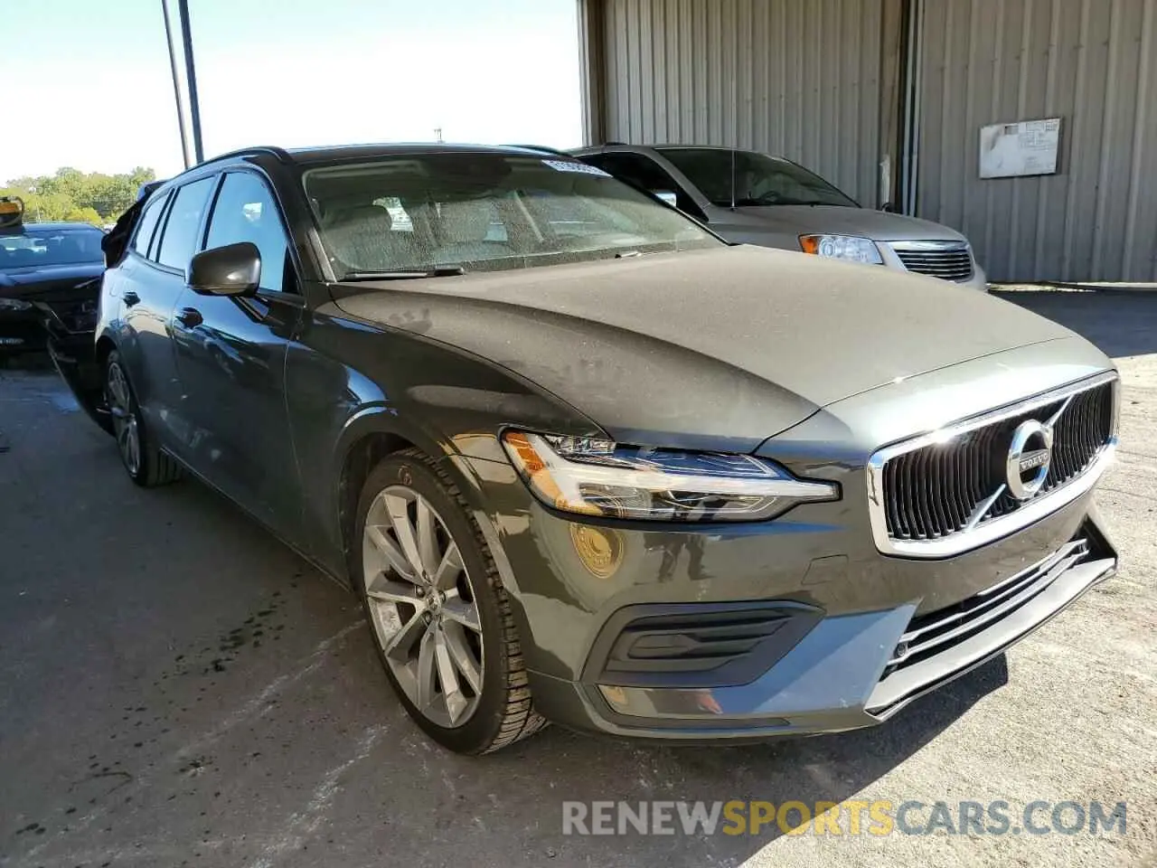 1 Photograph of a damaged car YV1102EK6L2380541 VOLVO V60 2020