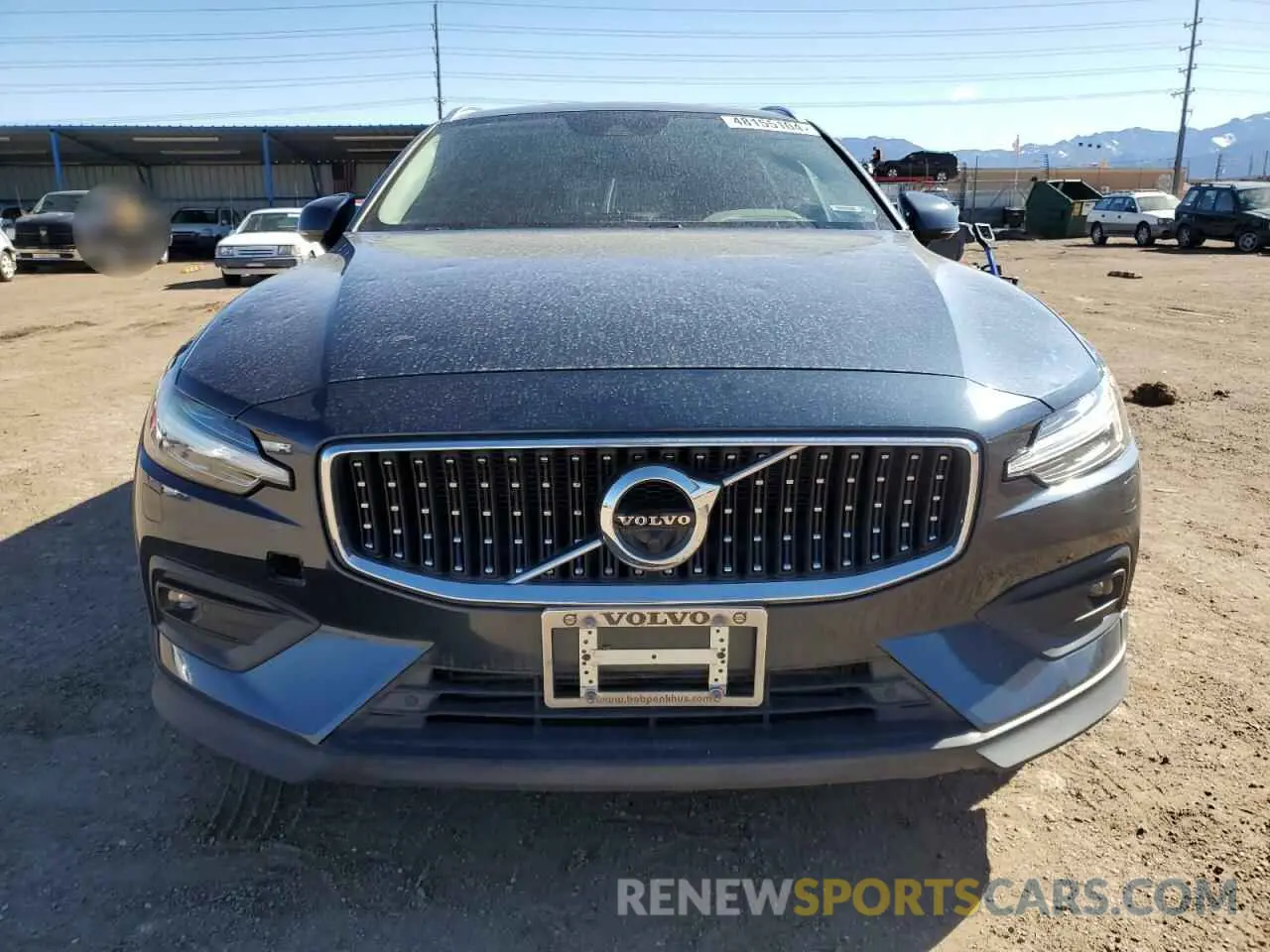 5 Photograph of a damaged car YV4102WK6L1042595 VOLVO V60 2020